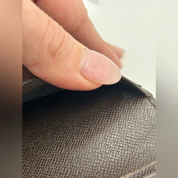 (SOLD) Louis Vuitton Tresor Wallet (CA0947) - Picture 14 of 17